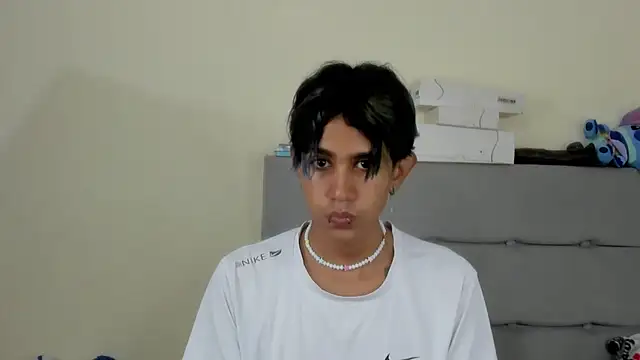 andrew uwu  online show from 07.04.26