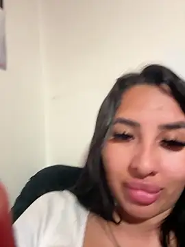 Anily Lovely online show from 02.08.26