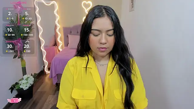 Snapshot of kendra_tay chatting on 02.03.25 kendra tay online show from 02.03.25