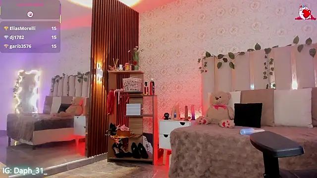 Snapshot of Daphnne_tay chatting on 02.03.26 Daphnne tay online show from 02.03.26