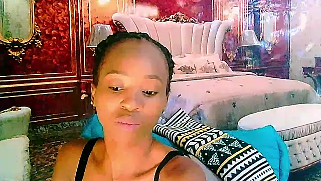 Snapshot of EbonyCreamy69 chatting on 12.16.24 EbonyCreamy69 online show from 12.16.24