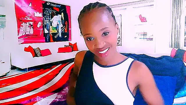 Snapshot of EbonyCreamy69 chatting on 01.09.25 EbonyCreamy69 online show from 01.09.25