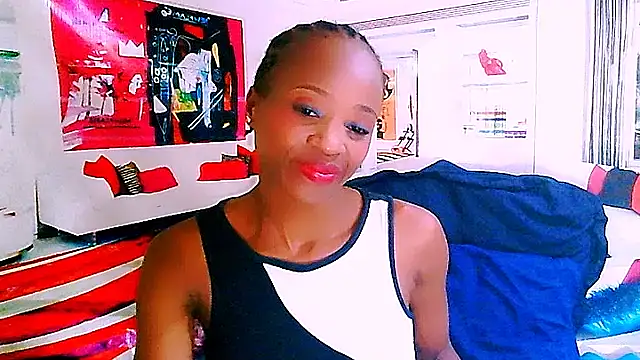 Snapshot of EbonyCreamy69 chatting on 01.09.25 EbonyCreamy69 online show from 01.09.25