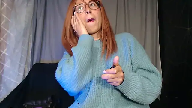 MirandaSingle online show from 11.28.25