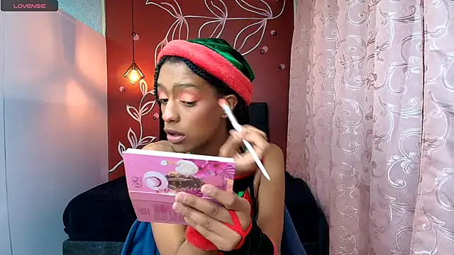 Zia Green online show from 12.24.24