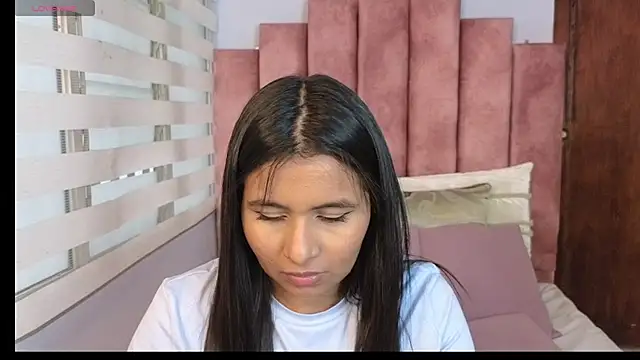 lou rosse  online show from 02.06.25