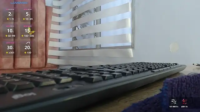 lou rosse  online show from 09.15.25