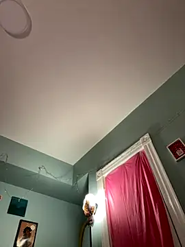 ebonycatlisaaaalime online show from 10.16.25