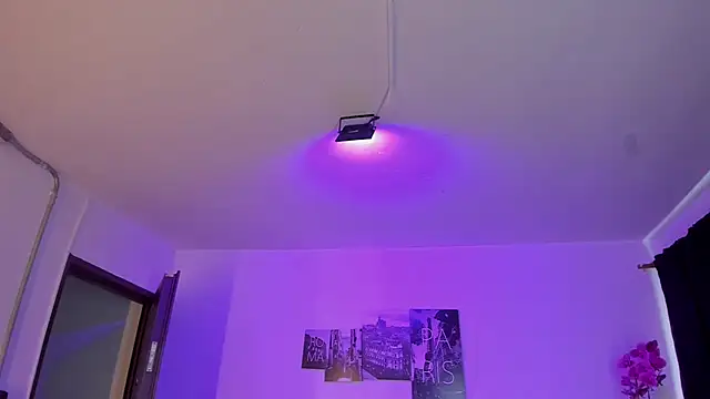 Amy Kiitty  online show from 02.26.26