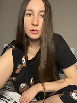 viviandaimond1 online show from 12.24.24