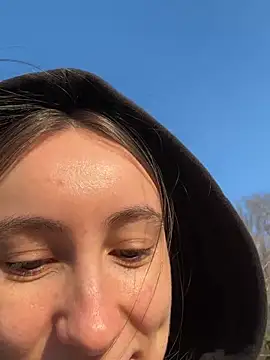 viviandaimond1 online show from 02.28.25