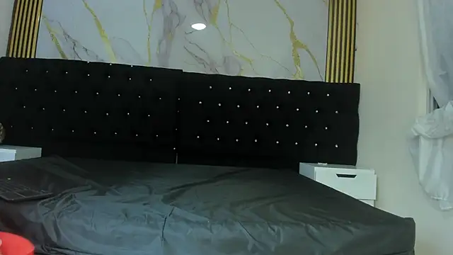 Snapshot of KarinaSimonz chatting on 03.30.26 KarinaSimonz online show from 03.30.26