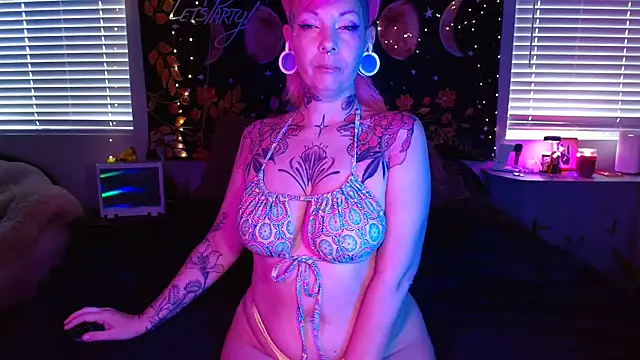 GoldieBakeman online show from 03.18.25