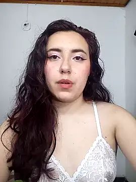 Emi chik online show from 01.11.25