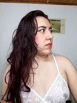 Emi chik online show from 02.02.25