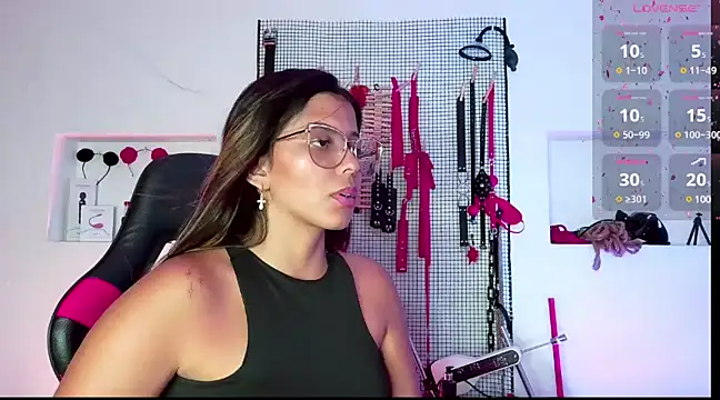 Snapshot of Megaan_Greey chatting on 02.09.25 Megaan Greey online show from 02.09.25