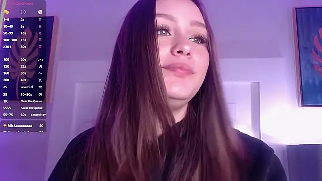 Ivyy Crystal online show from 02.24.25