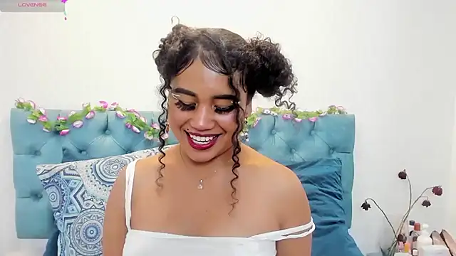 Sophie Smith69 online show from 02.12.25