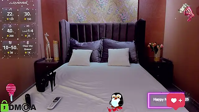 Snapshot of EmmaSparky chatting on 02.15.25 EmmaSparky online show from 02.15.25