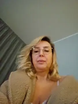 MariaRichi  online show from 12.15.25