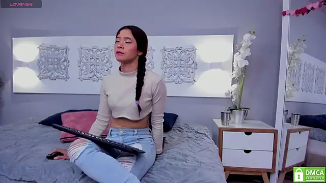 adelaa 11 online show from 02.19.25