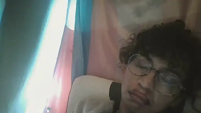 Querida-Mia online show from 02.22.26