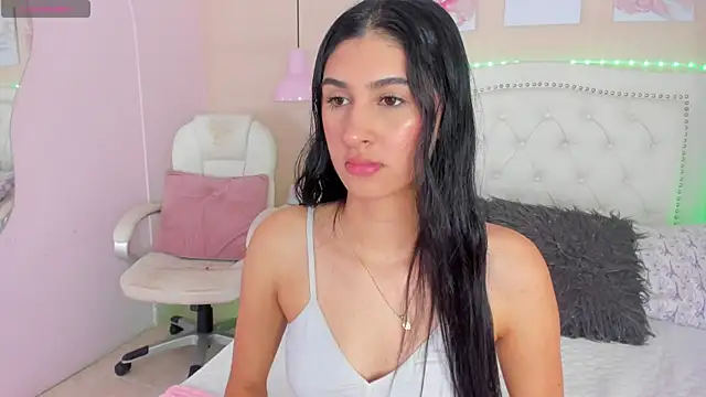 Snapshot of Ashley_Evans18 chatting on 01.04.25 Ashley Evans18 online show from 01.04.25