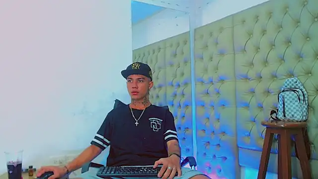 Snapshot of HannibalLester chatting on 01.29.25 HannibalLester online show from 01.29.25