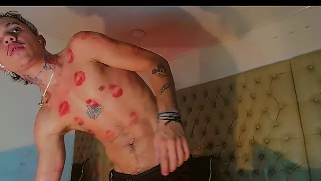 Snapshot of HannibalLester chatting on 02.15.25 HannibalLester online show from 02.15.25