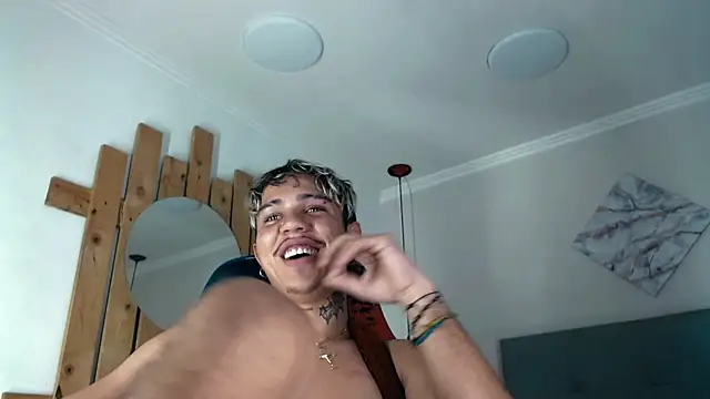 Snapshot of HannibalLester chatting on 03.03.25 HannibalLester online show from 03.03.25