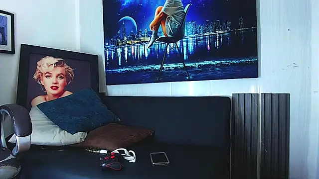 Snapshot of HannibalLester chatting on 03.21.25 HannibalLester online show from 03.21.25