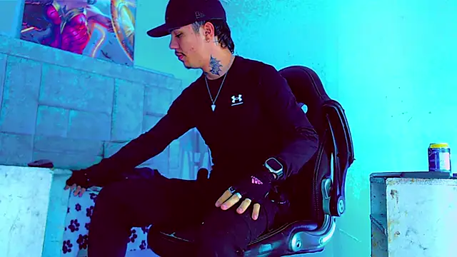 Snapshot of HannibalLester chatting on 10.16.25 HannibalLester online show from 10.16.25