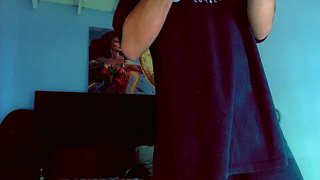 Snapshot of HannibalLester chatting on 11.07.25 HannibalLester online show from 11.07.25