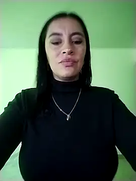 Snapshot of hailey85 chatting on 02.07.26 hailey85 online show from 02.07.26