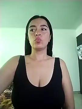 Snapshot of hailey85 chatting on 02.11.26 hailey85 online show from 02.11.26