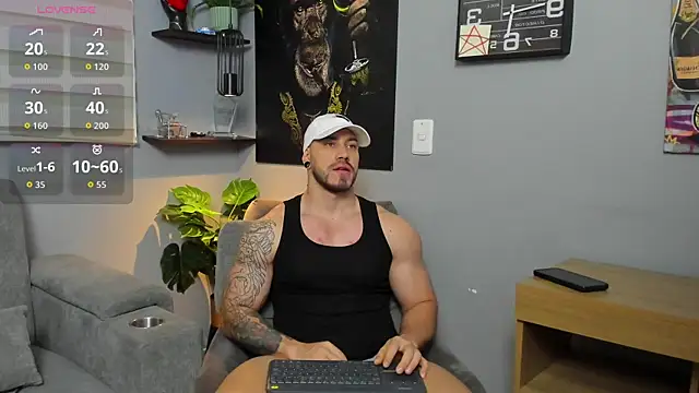 Snapshot of Giorgio-Leone chatting on 11.02.25 Giorgio-Leone online show from 11.02.25