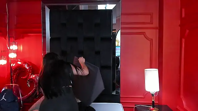 Snapshot of nathalie_rossel chatting on 02.14.25 nathalie rossel online show from 02.14.25