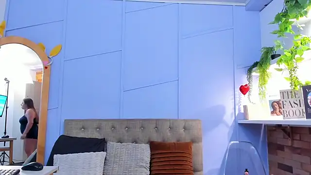 Snapshot of nathalie_rossel chatting on 09.24.25 nathalie rossel online show from 09.24.25