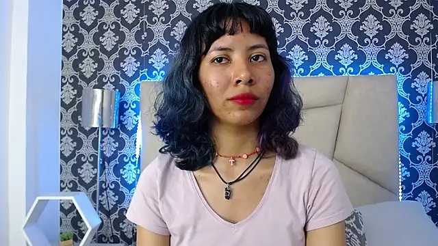 Snapshot of Akane_Uwu chatting on 03.12.25 Akane Uwu online show from 03.12.25