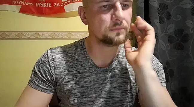 Regularfucker28 online show from 12.16.24