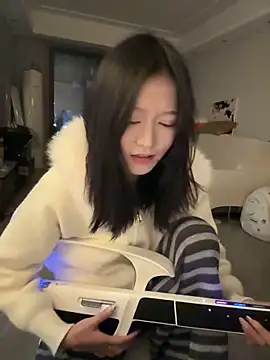 Snapshot of xiaodaibabyy chatting on 02.21.25 xiaodaibabyy online show from 02.21.25