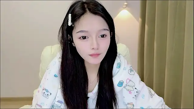 Snapshot of xiaodaibabyy chatting on 11.21.25 xiaodaibabyy online show from 11.21.25