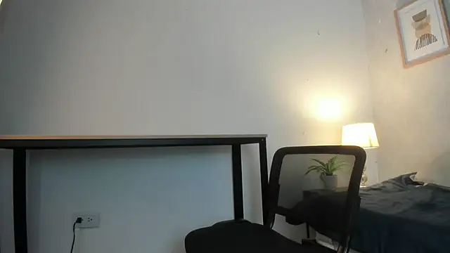 Caroline dh online show from 02.13.26