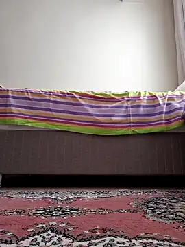 nyraminyon online show from 09.12.25