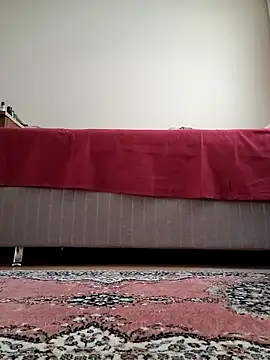 nyraminyon online show from 10.14.25