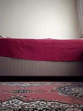 nyraminyon online show from 10.24.25