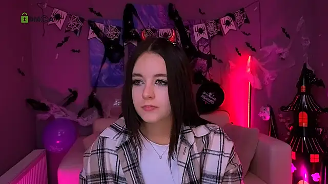 rozmary ket online show from 10.23.25