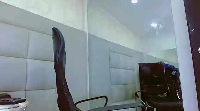 AbrahanBratz online show from 12.25.24