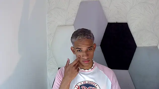 AbrahanBratz online show from 01.10.25