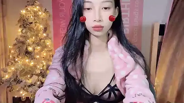 Lili-2 online show from 12.23.24